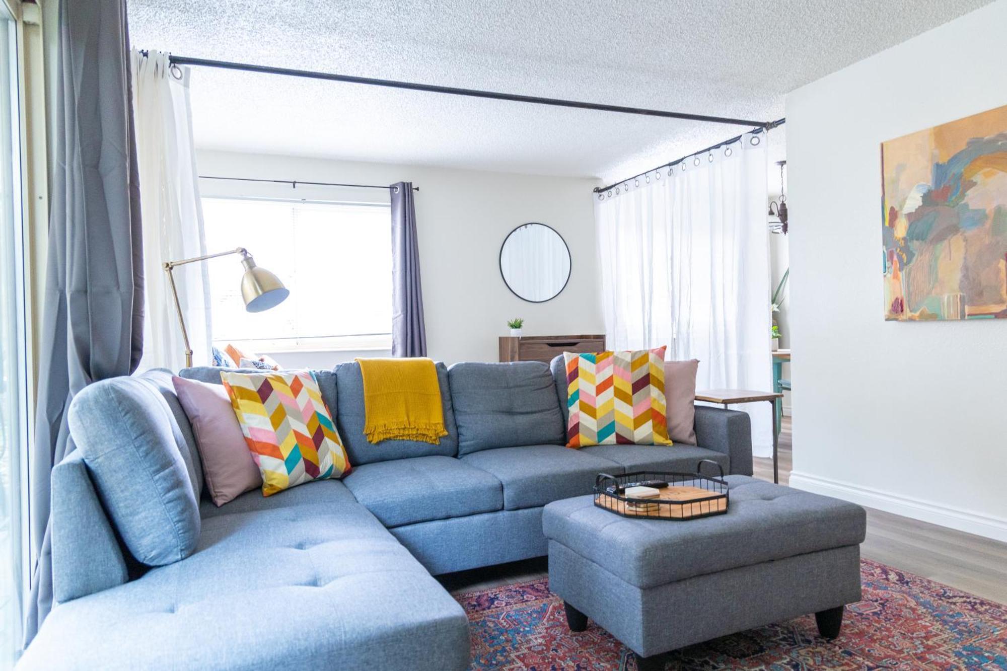 King Bed + Studio! Free Parking, Patio, Wfh Space! Seattle Exteriér fotografie
